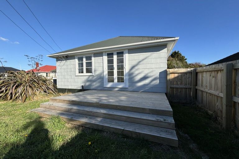 Photo of property in 56 Cook Street, Foxton, 4814