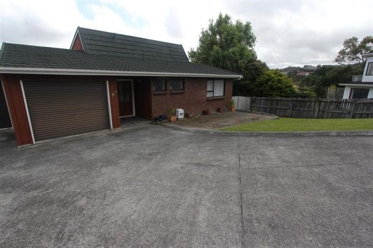 Photo of property in 27b Shackle Lane, Whitby, Porirua, 5024