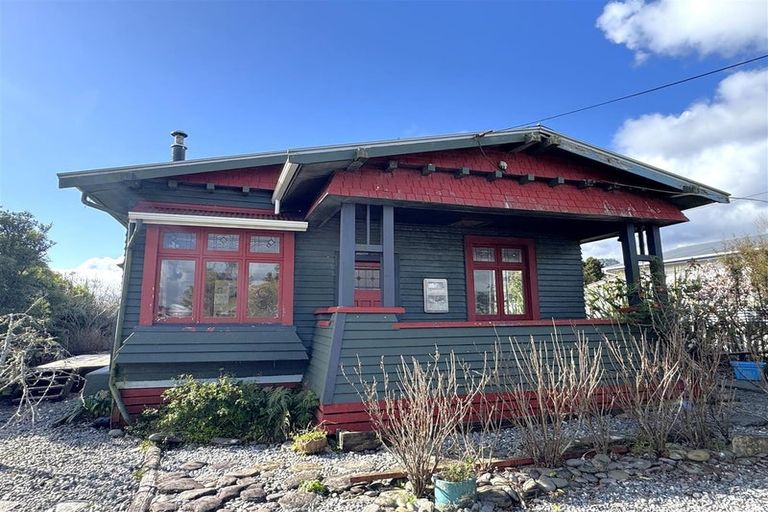 Photo of property in 16 Pitt Street, Runanga, 7803