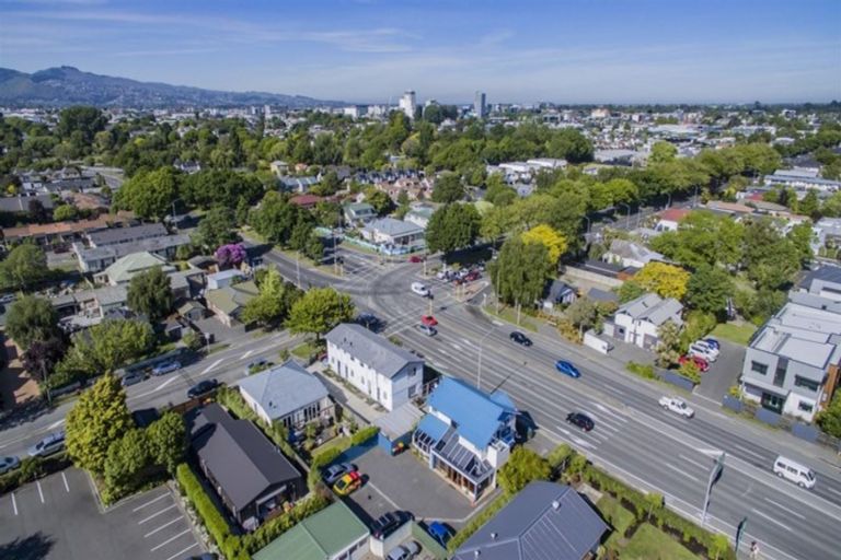 Photo of property in 4 Whitmore Street, Edgeware, Christchurch, 8013