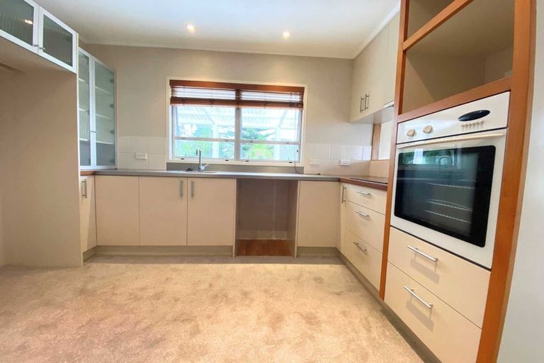 Photo of property in 271 Royal Road, Massey, Auckland, 0614