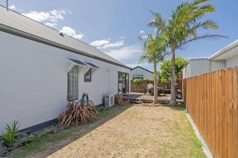 Photo of property in 5 Cholmondeley Crescent, Whitianga, 3510