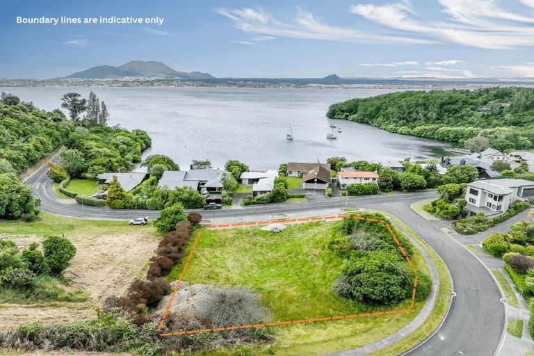 Photo of property in 906 Acacia Bay Road, Acacia Bay, Taupo, 3330