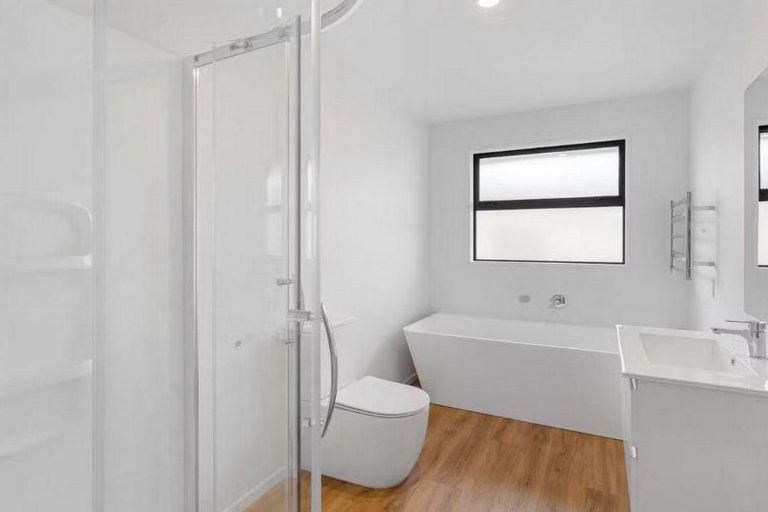 Photo of property in 2 Wulfstan Lane, Rolleston, 7614