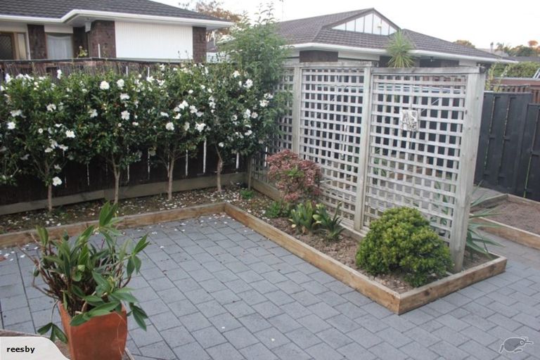 Photo of property in 3/76 Wellington Street, Howick, Auckland, 2014