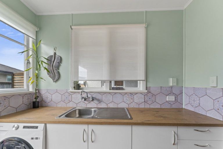 Photo of property in 17 Centennial Road, Tahunanui, Nelson, 7011