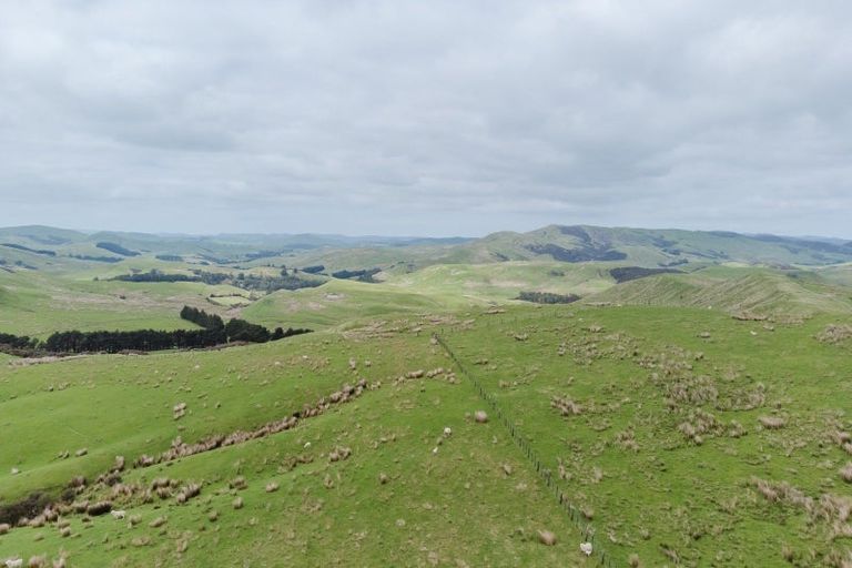 Photo of property in 79a Range Road, Pongaroa, 4990