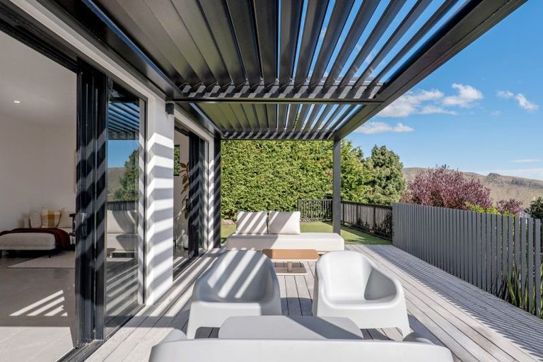 Photo of property in 280 Major Hornbrook Road, Mount Pleasant, Christchurch, 8081