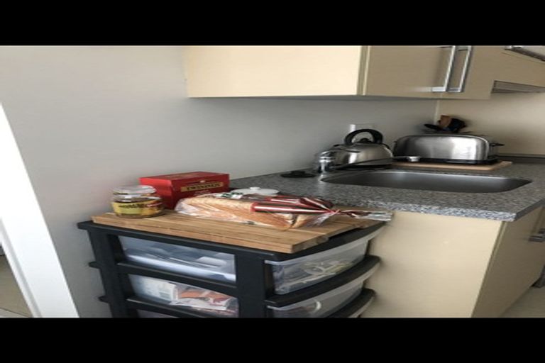 Photo of property in Dual Apartments, 108/142 Vivian Street, Te Aro, Wellington, 6011