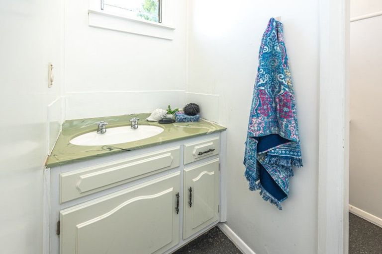 Photo of property in 45 Gloag Street, Waverley, 4510