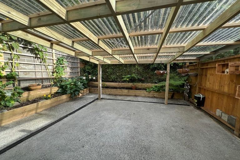 Photo of property in 24a Ranelagh Street, Karori, Wellington, 6012