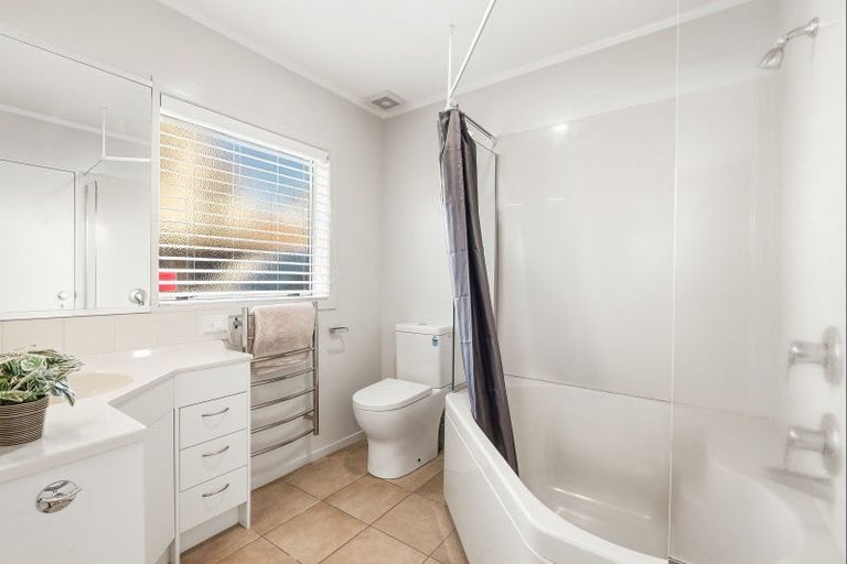 Photo of property in 12a Commons Avenue, Mount Maunganui, 3116