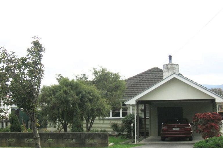 Photo of property in 1/22 Fraser Crescent, Elderslea, Upper Hutt, 5018