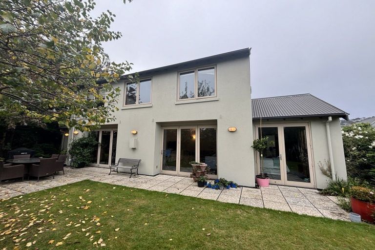 Photo of property in 15 Riverview Street, Beckenham, Christchurch, 8023