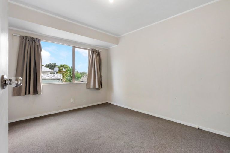 Photo of property in 10 Mili Way, Ranui, Auckland, 0612