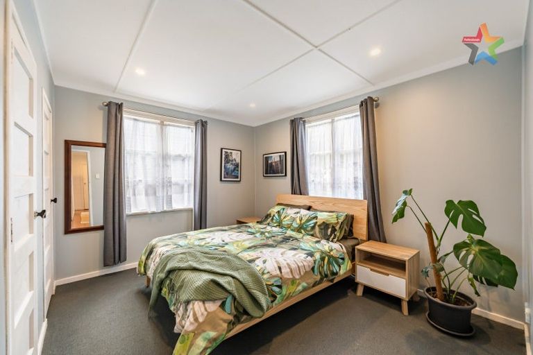 Photo of property in 55 Shearer Crescent, Naenae, Lower Hutt, 5011