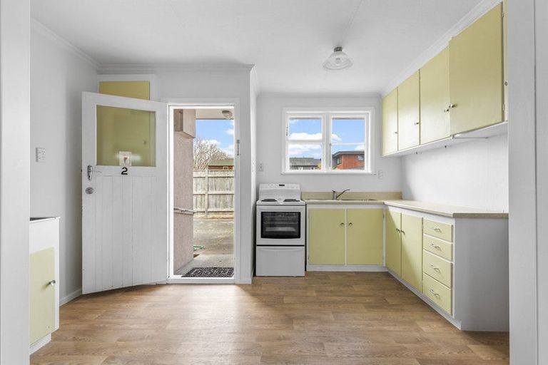 Photo of property in 2/122 Victoria Avenue, Hokowhitu, Palmerston North, 4410