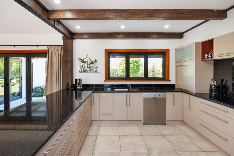 Photo of property in 443 Stoney Creek Road, Kelvin Grove, Palmerston North, 4470