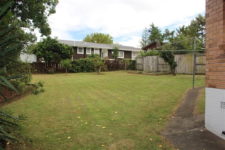 Photo of property in 3 Beldon Place, Pakuranga Heights, Auckland, 2010