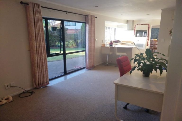 Photo of property in 11 Chiania Place, Somerville, Auckland, 2014