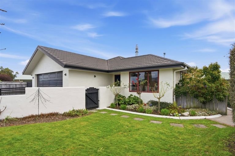 Photo of property in 72 Sanderlane Drive, Motueka, 7120