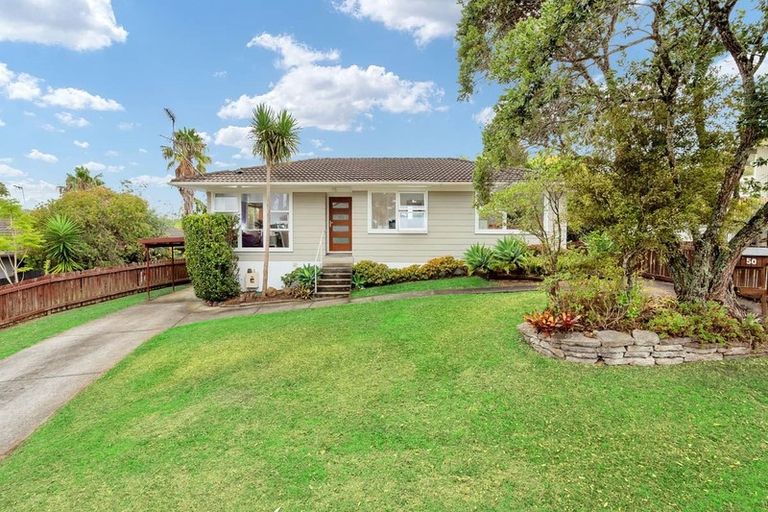 Photo of property in 50 Tamahere Drive, Glenfield, Auckland, 0629