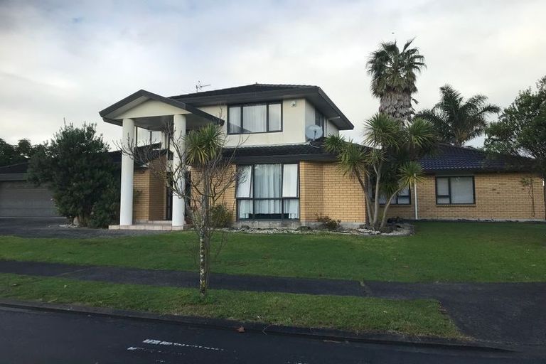 Photo of property in 1 Ardee Close, East Tamaki, Auckland, 2016