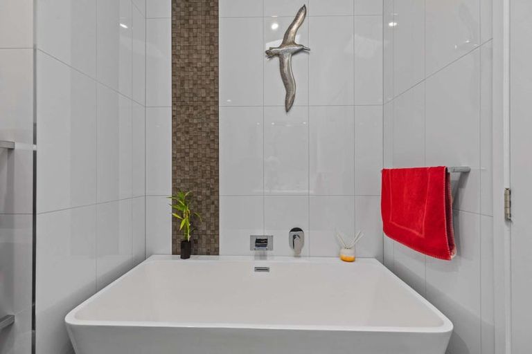 Photo of property in 10 Tarata Street, Matua, Tauranga, 3110