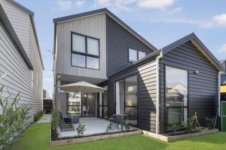 Photo of property in 6 Courage Road, Papakura, 2110