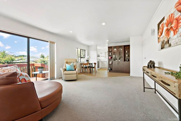 Photo of property in 56b Highland Park Drive, Highland Park, Auckland, 2010