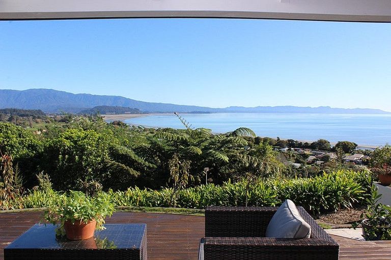 Photo of property in 29 Bay Vista Drive, Pohara, Takaka, 7183