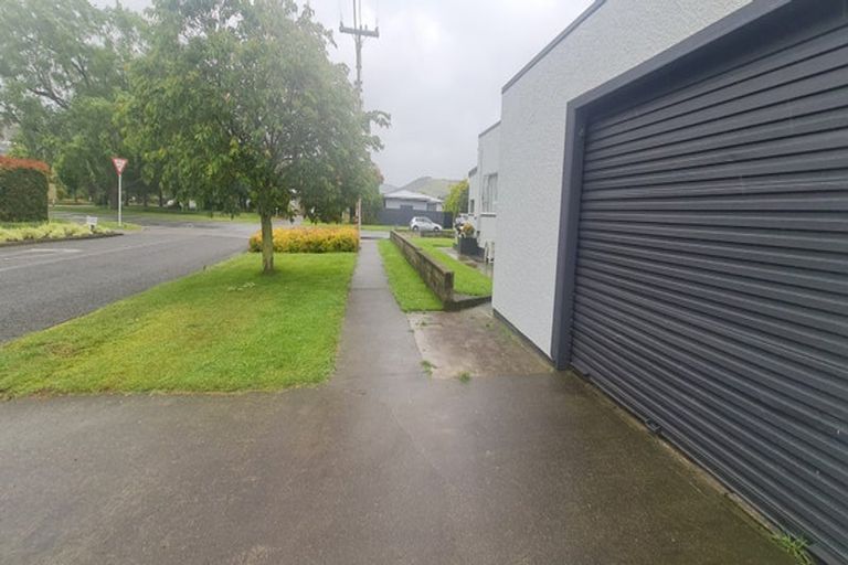 Photo of property in 438 Gloucester Street, Taradale, Napier, 4112