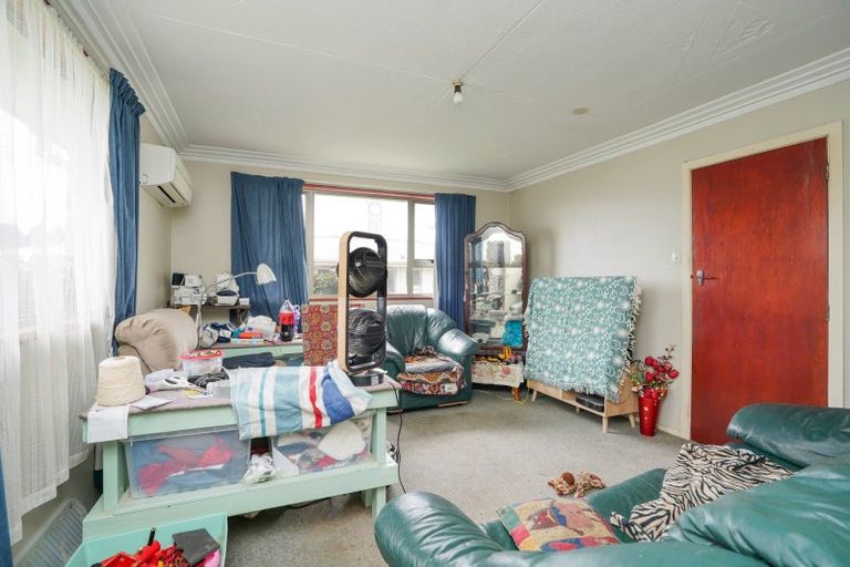 Photo of property in 8 Burns Street, Kew, Invercargill, 9812