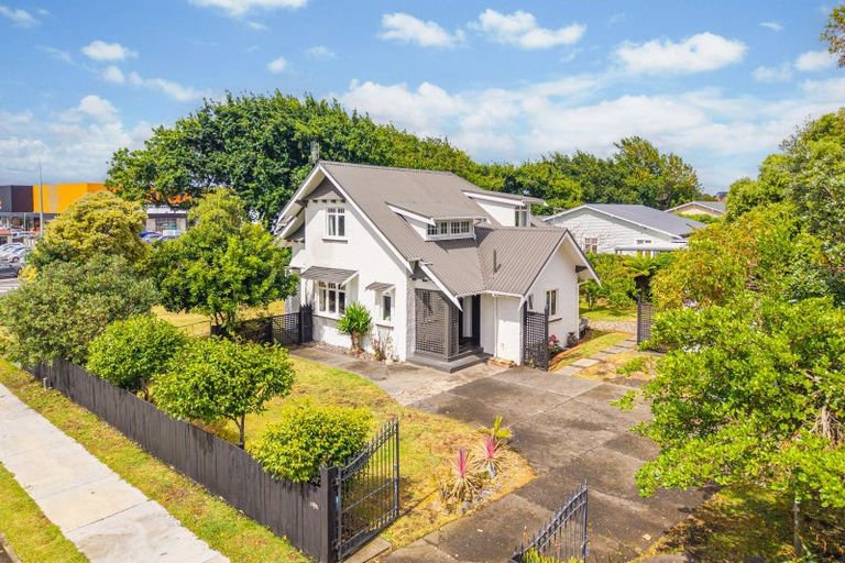 Photo of property in 222 Guyton Street, Gonville, Whanganui, 4500