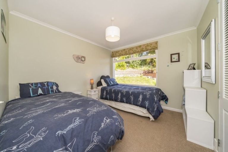 Photo of property in 30 Marlborough Street, Silverstream, Upper Hutt, 5019