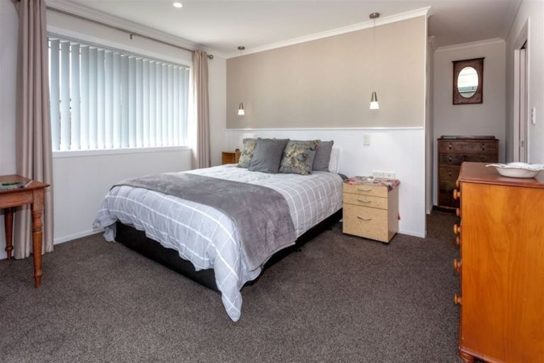 Photo of property in 170 Golden Shore Place, Coromandel, 3506