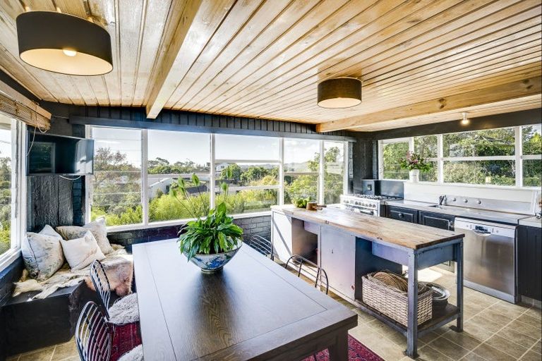 Photo of property in 64 Simla Avenue, Havelock North, 4130