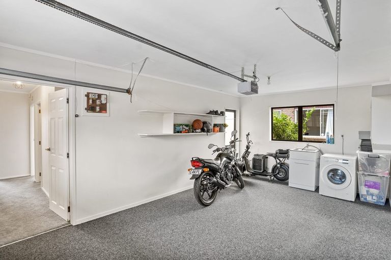 Photo of property in 2/49 Clark Road, Pahurehure, Papakura, 2113