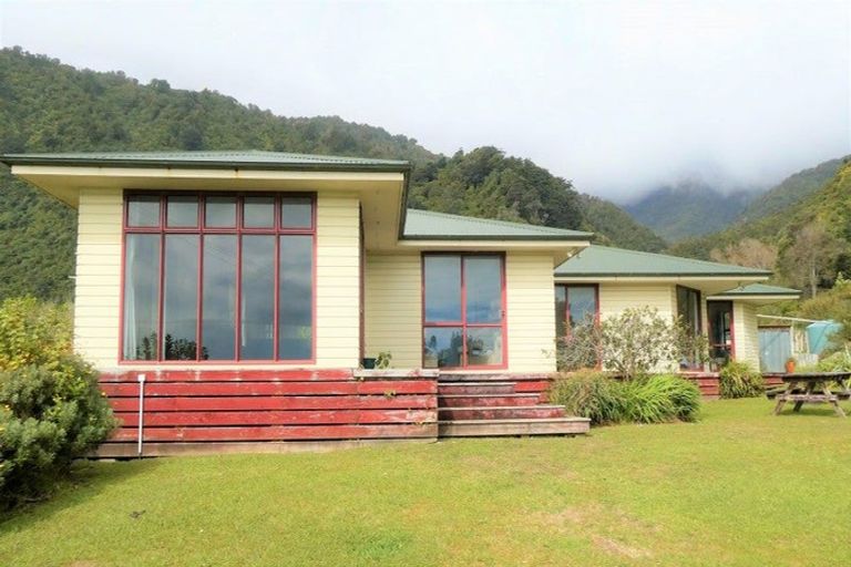 Photo of property in 6/4 Golden Sands Road, Barrytown, Runanga, 7873