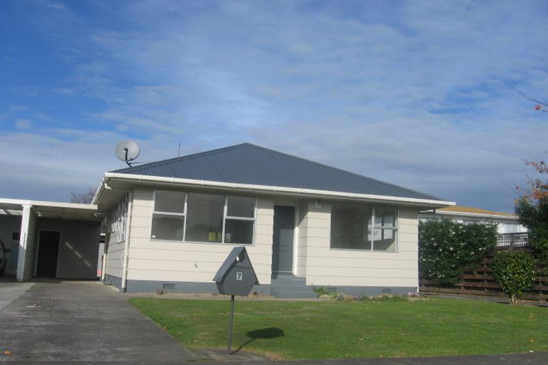 Photo of property in 7 Pencarrow Street, Highbury, Palmerston North, 4412