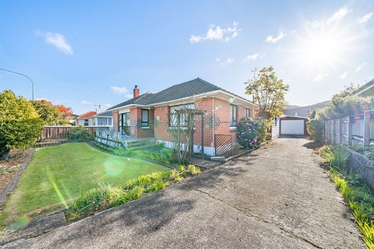 Photo of property in 257 Fergusson Drive, Heretaunga, Upper Hutt, 5018