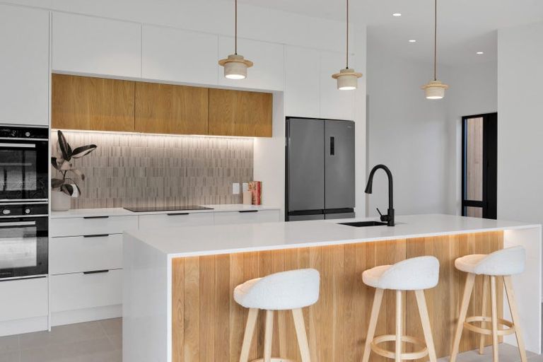 Photo of property in 66 Flint Road West, Stratford, 4332