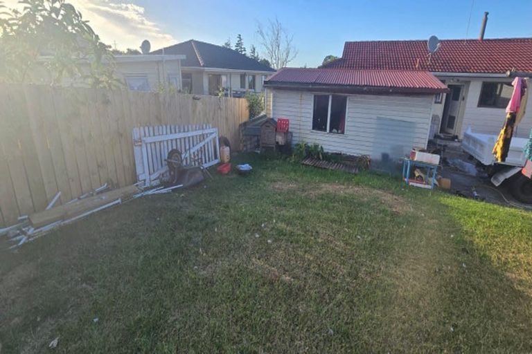 Photo of property in 96 Hyperion Drive, Randwick Park, Auckland, 2105