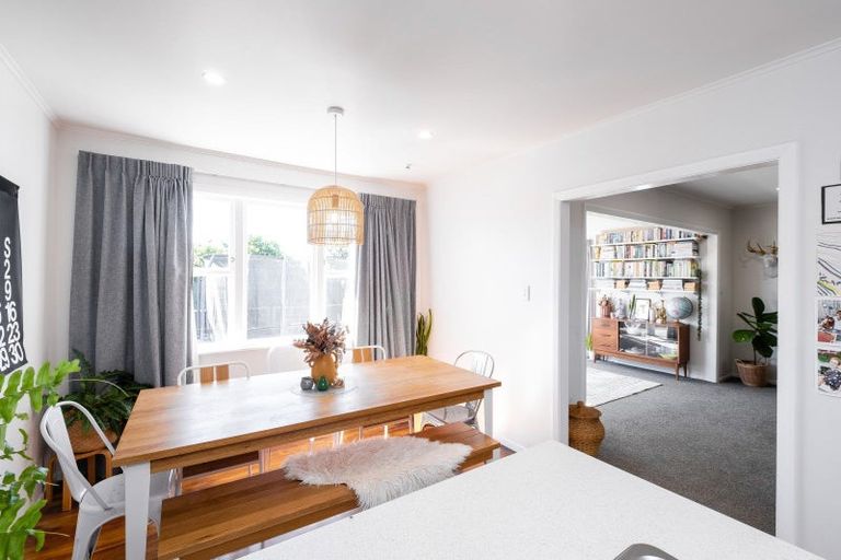 Photo of property in 118 Guppy Road, Taradale, Napier, 4112