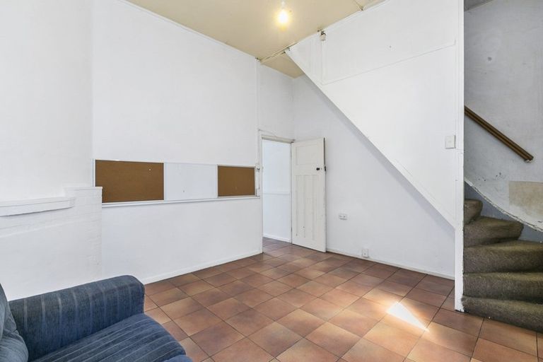 Photo of property in 100 Dundas Street, North Dunedin, Dunedin, 9016