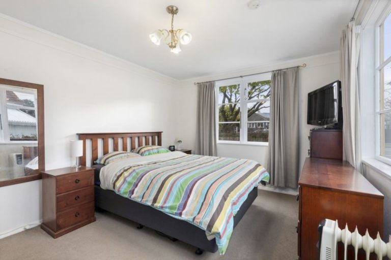 Photo of property in 80 Naenae Road, Naenae, Lower Hutt, 5011