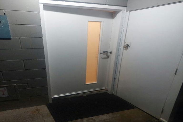 Photo of property in 29 Miramar Place, Pakuranga, Auckland, 2010