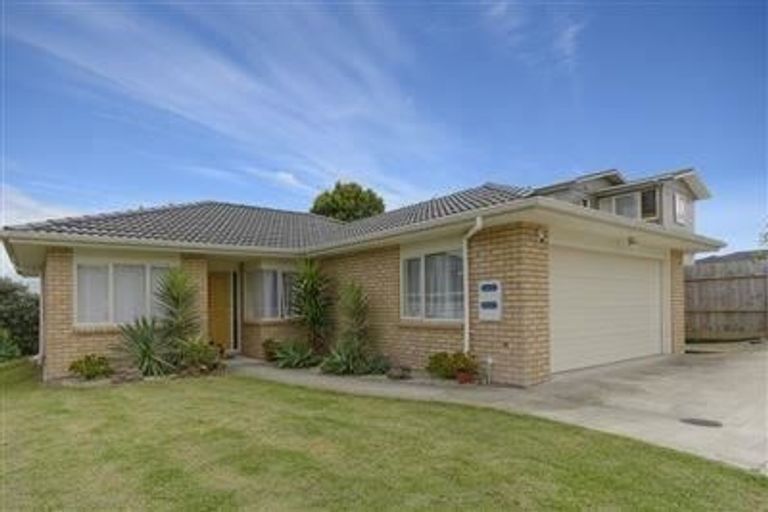 Photo of property in 38c Hetherington Road, Ranui, Auckland, 0612