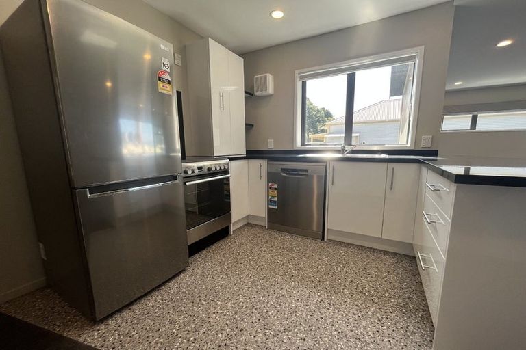 Photo of property in 155 Grant Road, Thorndon, Wellington, 6011