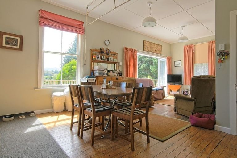 Photo of property in 6 Gladstone Street, Westport, 7825